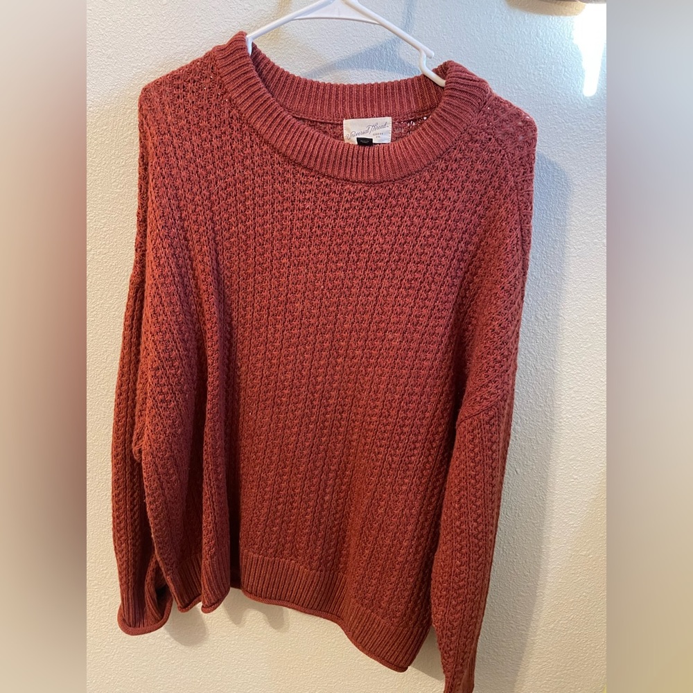 Universal Threads Sweater - Picture 1 of 4